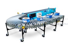 Dyno Conveyors Powered Xpndaroll Roller Conveyor 2